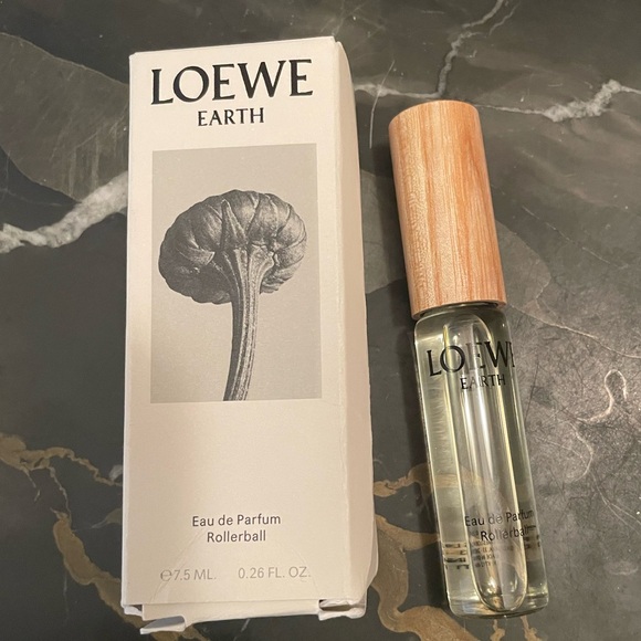 Loewe Earth Rollerball Eau de Parfum Travel Size: 7.5ml / 0.26oz - Picture 1 of 3